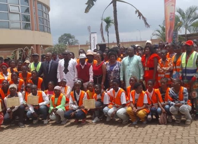Cérémonie de clôture des stages de vacances 2025 à la Mairie de Yaoundé IV